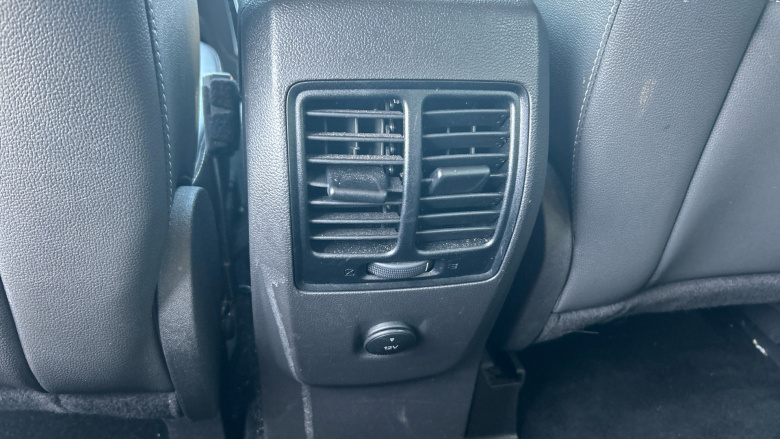 Ford Kuga 2.0 TDCi Titanium Edition 5dr Auto 2WD Diesel Estate